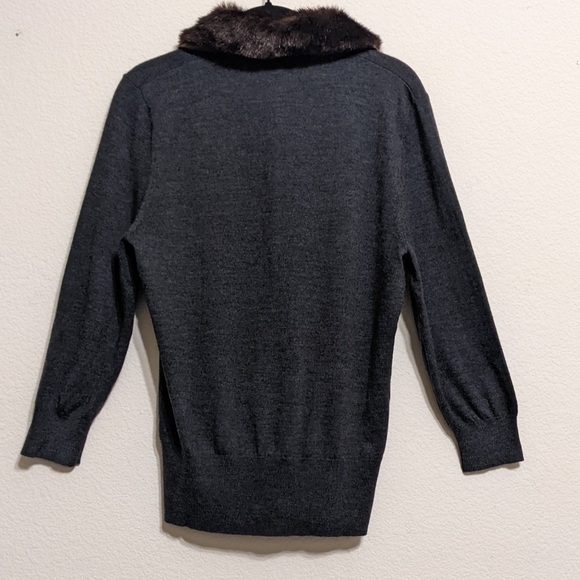 Vertical Design Gray Wool Cardigan With Removable Faux Fur Collar Size Large NWT - Picture 5 of 7
